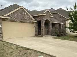 featured image of 753 Jamestown Ln