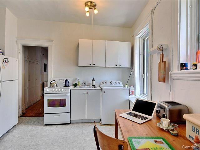 4168 Rue Sherbrooke O., app. 2 - Photo 5 of 11