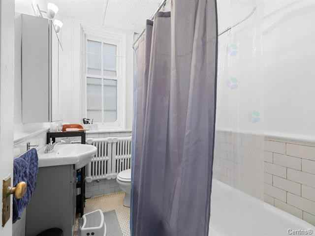 1381 Av. Greene, apt. 5 - Photo 7 of 10