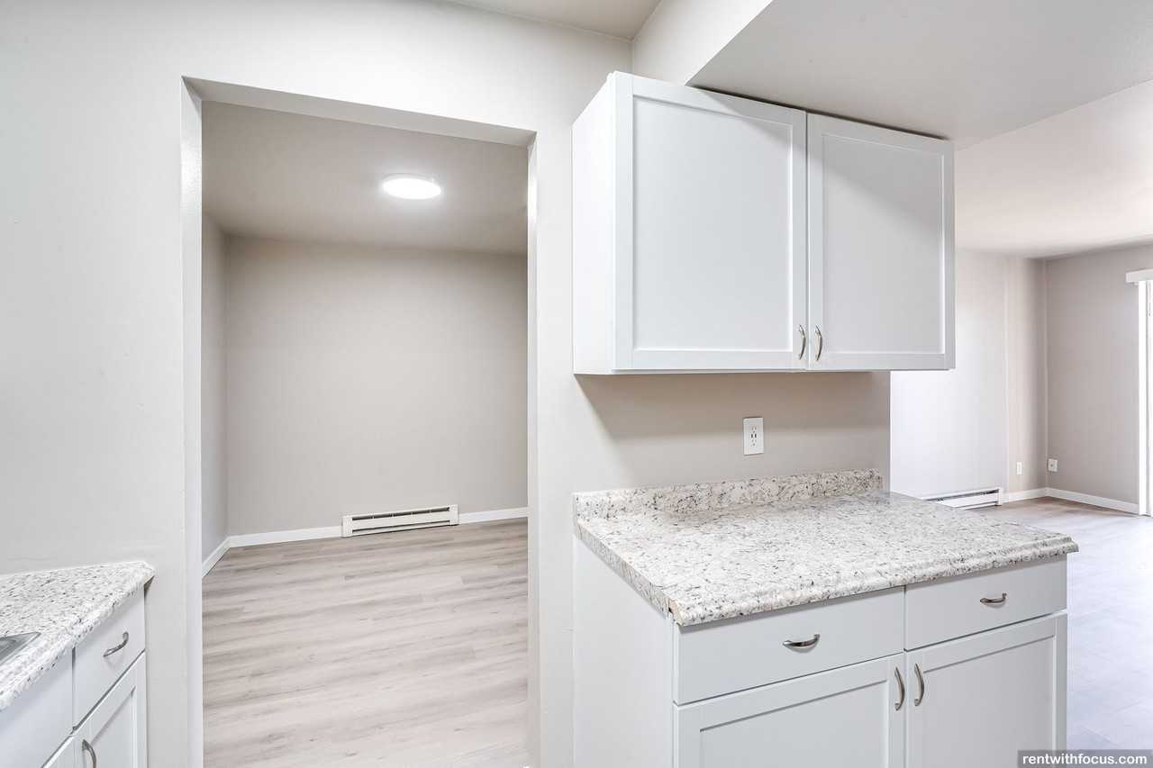 EVERGREEN PLACE - Photo 4 of 22