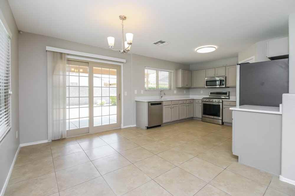 3047 W Dancer Ln - Photo 7 of 16