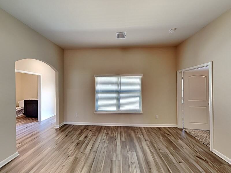 353 Lowery Oaks Trl - Photo 4 of 17