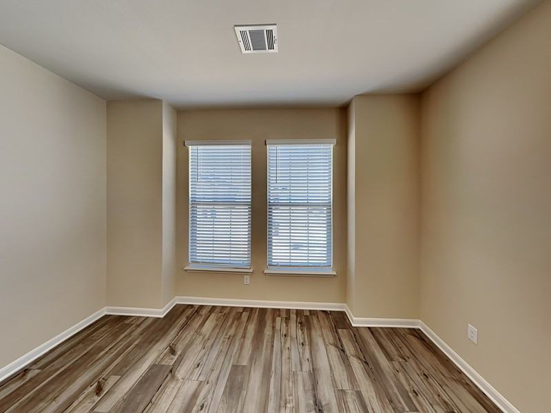 353 Lowery Oaks Trl - Photo 7 of 17