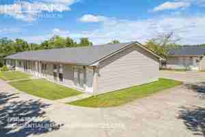 featured image of 211 Oak St