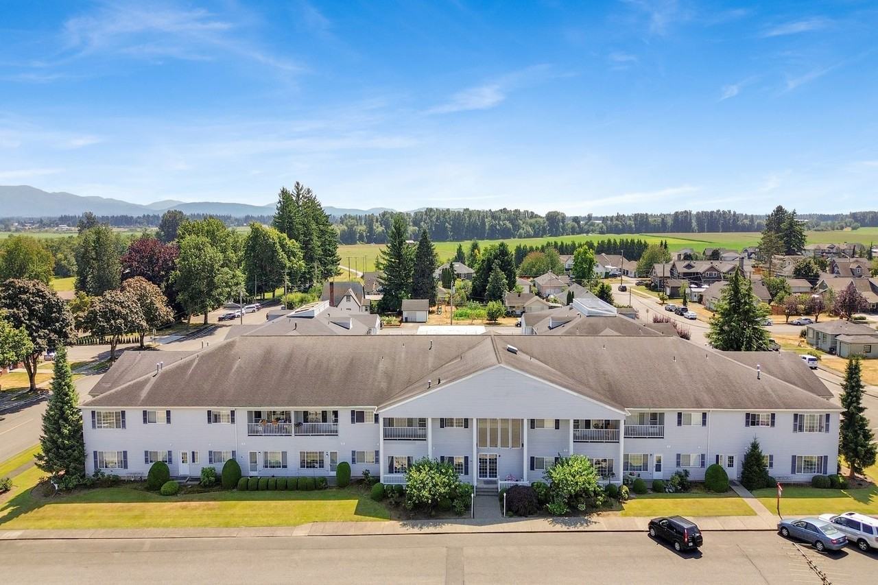 Heather Square - Photo 5 of 31