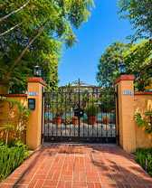 Hayworth Courtyard Apartments – West Hollywood Living - Photo 1 of 1