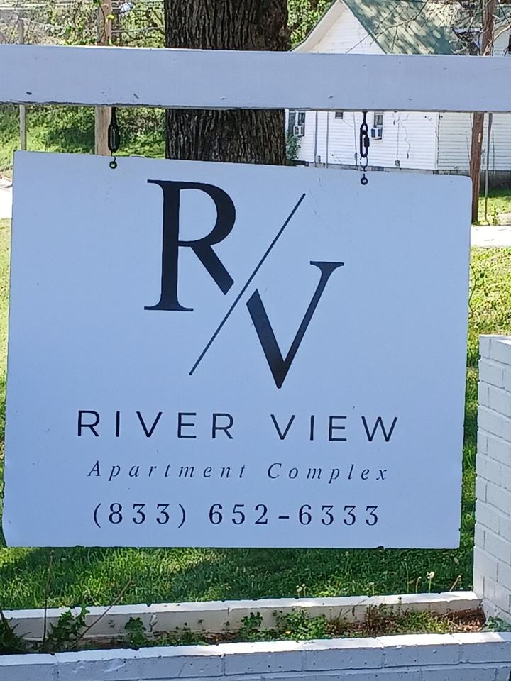 Riverview Apartments - Photo 5 of 8
