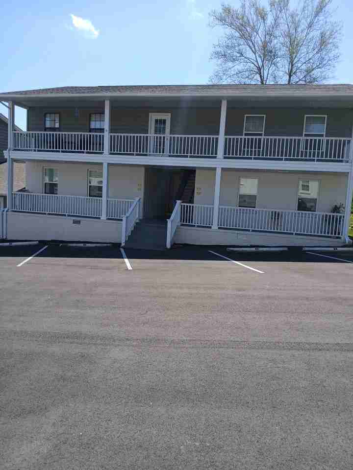 Riverview Apartments - Photo 7 of 8