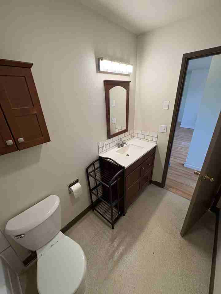 5910 Southeast 41st Avenue #2 - Photo 6 of 14