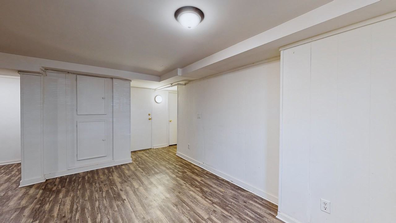 Well-situated Building at the Intersection of Downtown + East Rock! - Photo 4 of 50