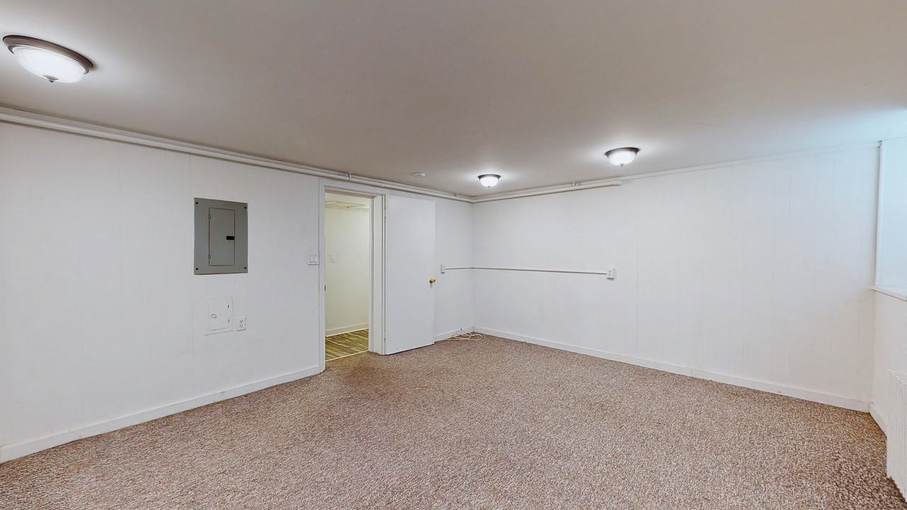 Well-situated Building at the Intersection of Downtown + East Rock! - Photo 6 of 50