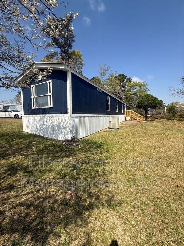 21 Hill Side Ln - Photo 2 of 19