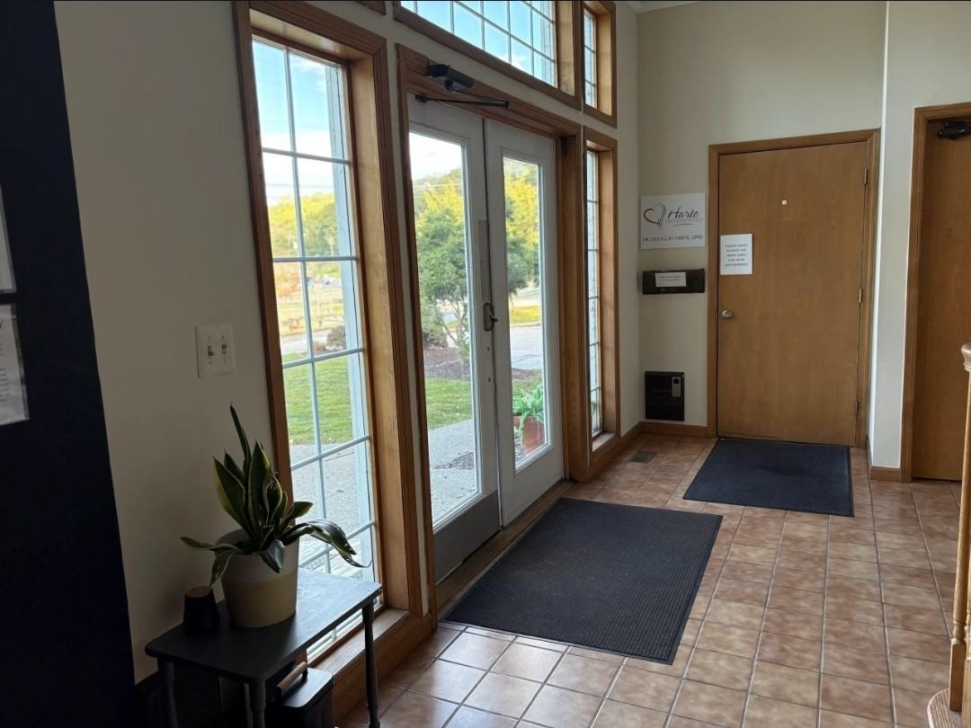 6 Apple Tree Lane - Photo 3 of 9