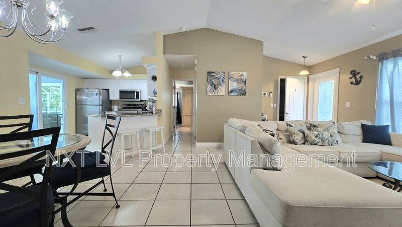 4123 Sw 21st Pl - Photo 6 of 29