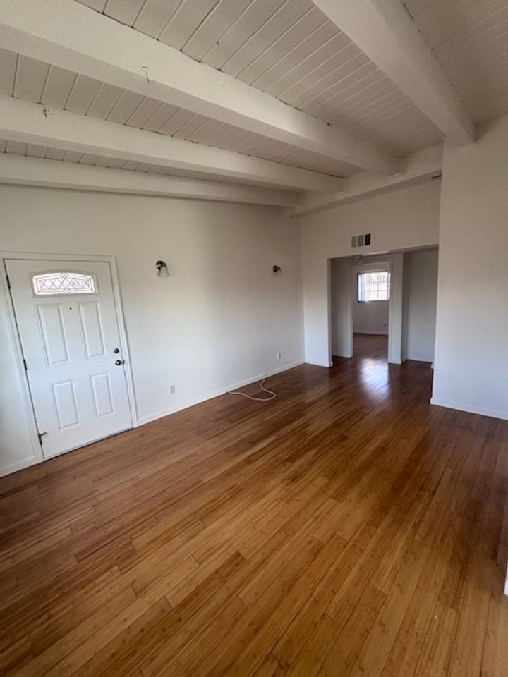 1824 1824 - 1828 Montrose Street UnitÂ 8 - Photo 4 of 25