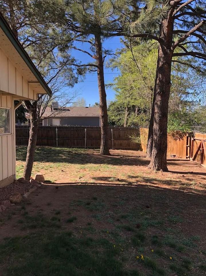 600 W Cheyenne Rd - Photo 2 of 37