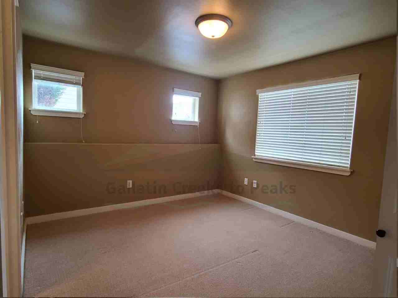 2242 BAXTER SPRINGS JCM LLC - Photo 5 of 10