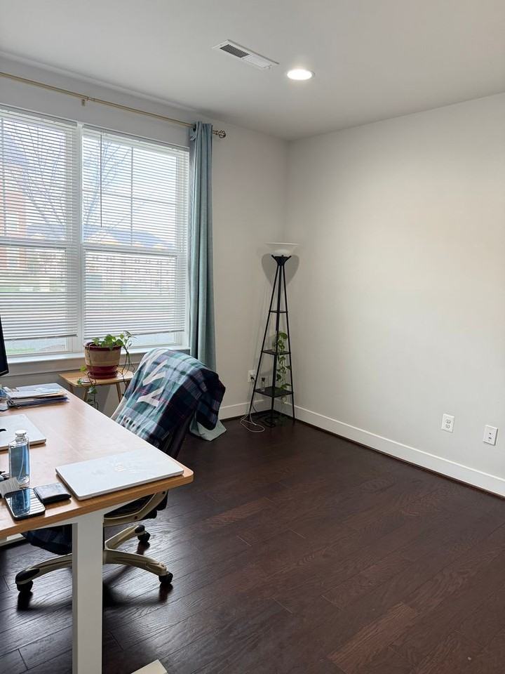 22102 Cabin Branch Ave - Photo 3 of 28