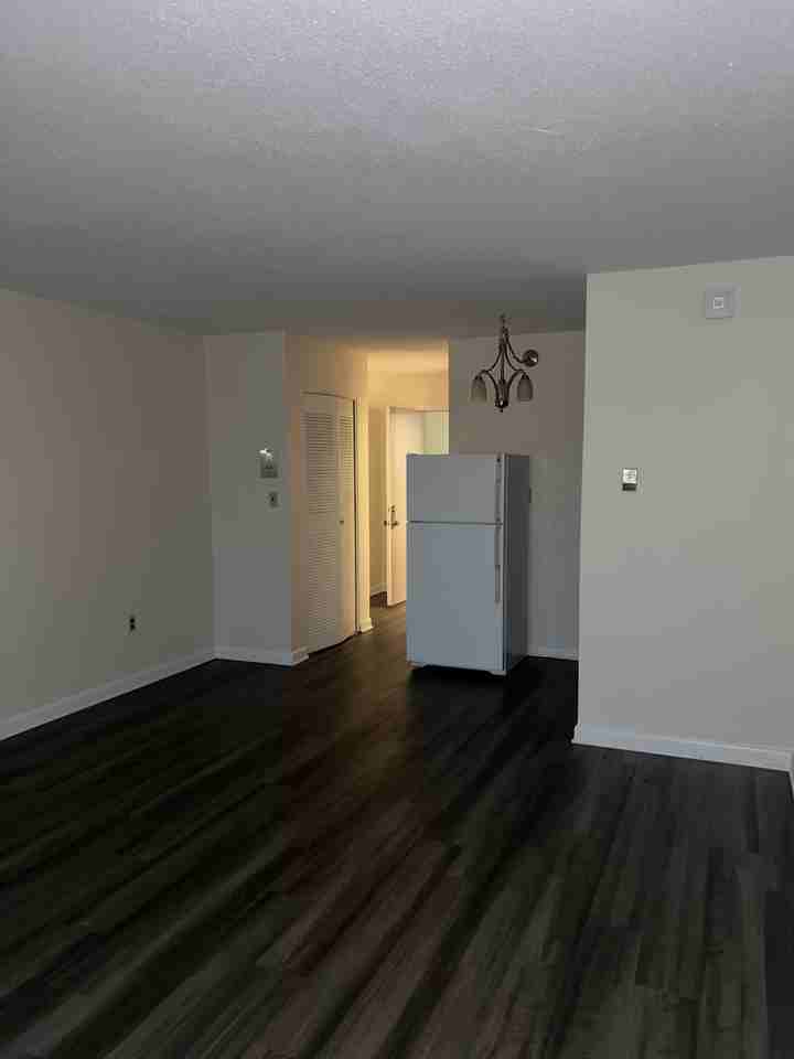 385 Massachusetts Ave #34U - Photo 3 of 10