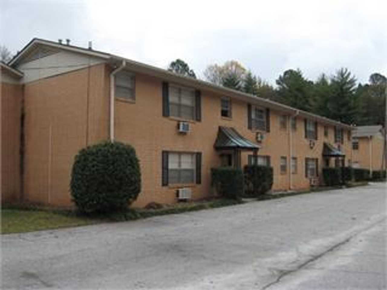 Parkhill Apartments - Photo 7 of 7