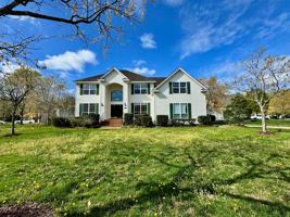 featured image of 2537 Springhaven Dr