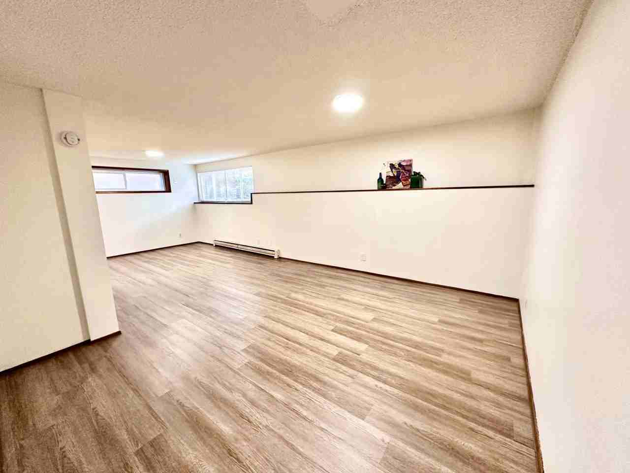 WOODLAUN HAUS - Photo 7 of 22