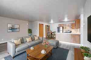 featured image of 205 W Calumet St