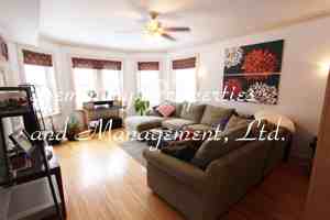 featured image of 1436 W Belle Plaine Ave