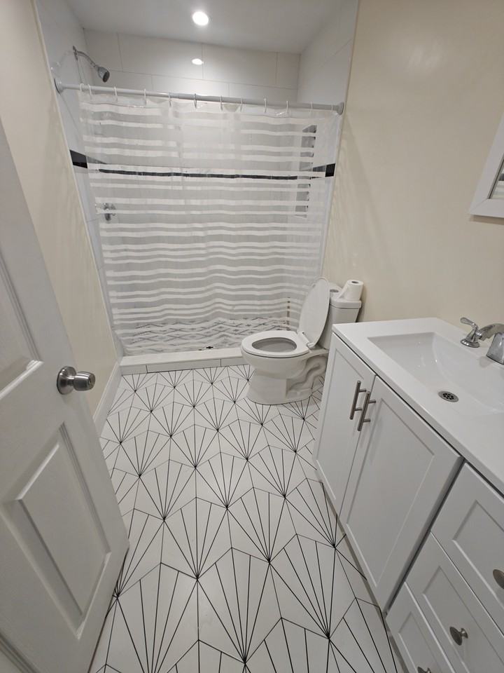 42 Elmwood St #1 - Photo 2 of 12