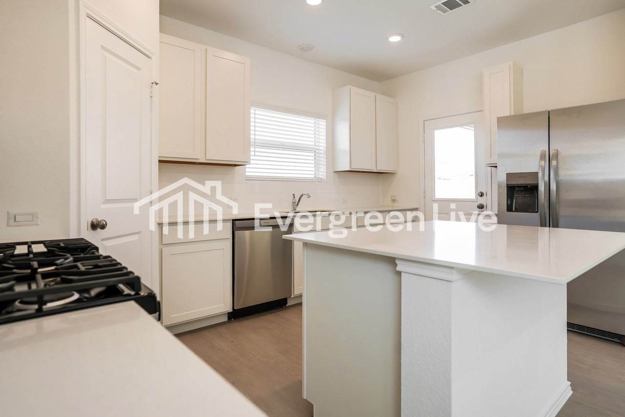 103 Sapling Dew Dr - Photo 4 of 14
