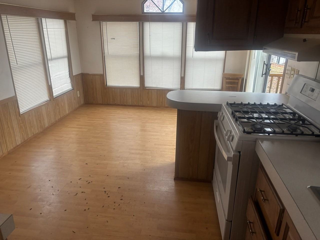 15717 Withers Road - Photo 3 of 6