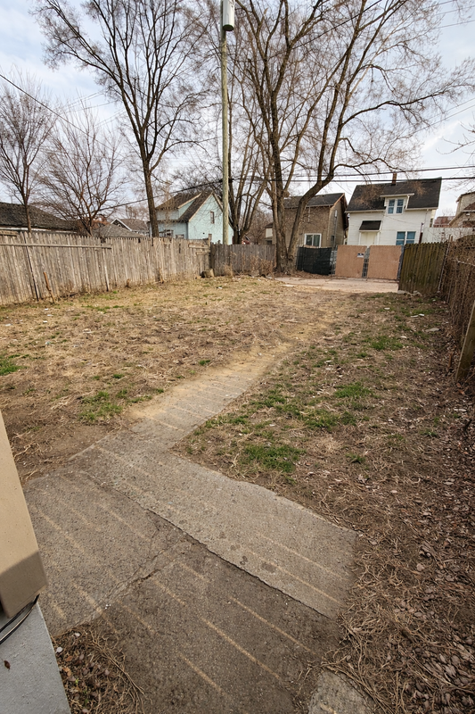 7263 Senator St - Photo 2 of 14