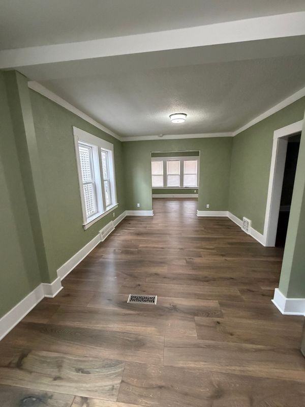 7263 Senator St - Photo 4 of 14