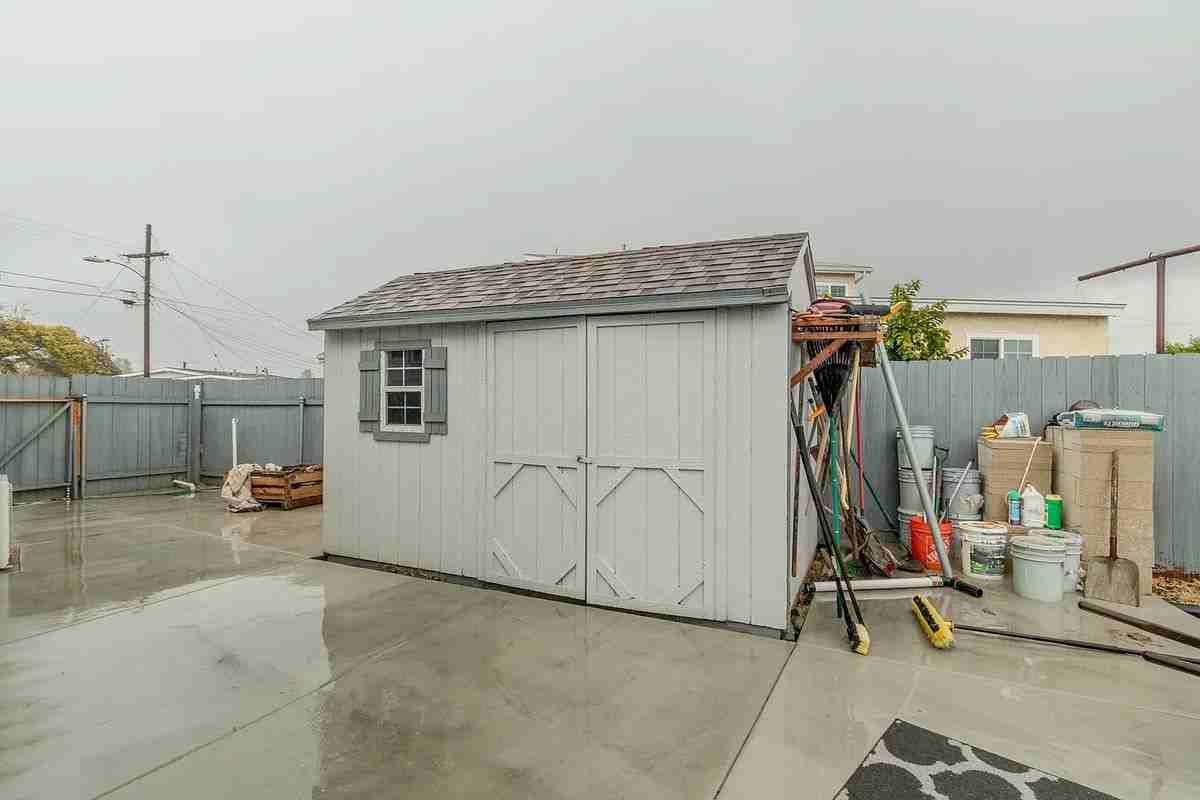 4971 Dassco Ct - Photo 3 of 10