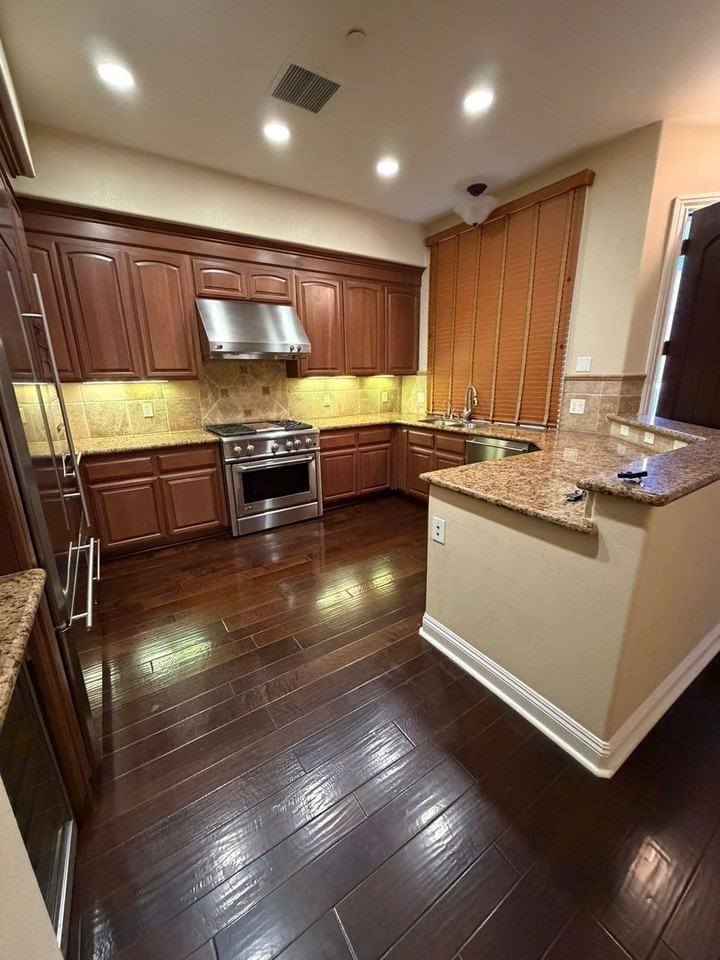 2430 Pavilions Place Ln #508 - Photo 5 of 22