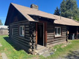 featured image of 1221 Thomas Rd