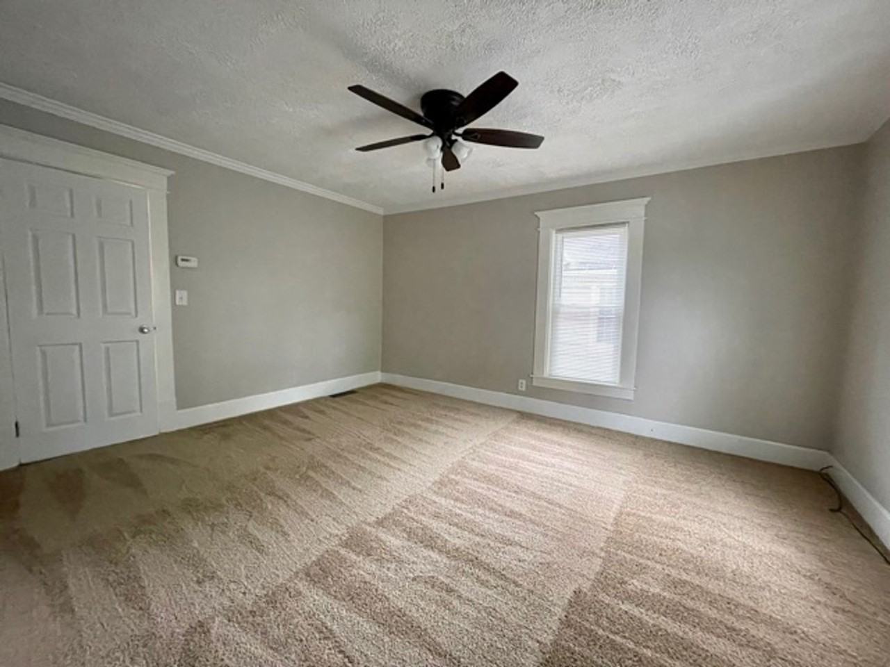 435 Sandusky St - Photo 3 of 6