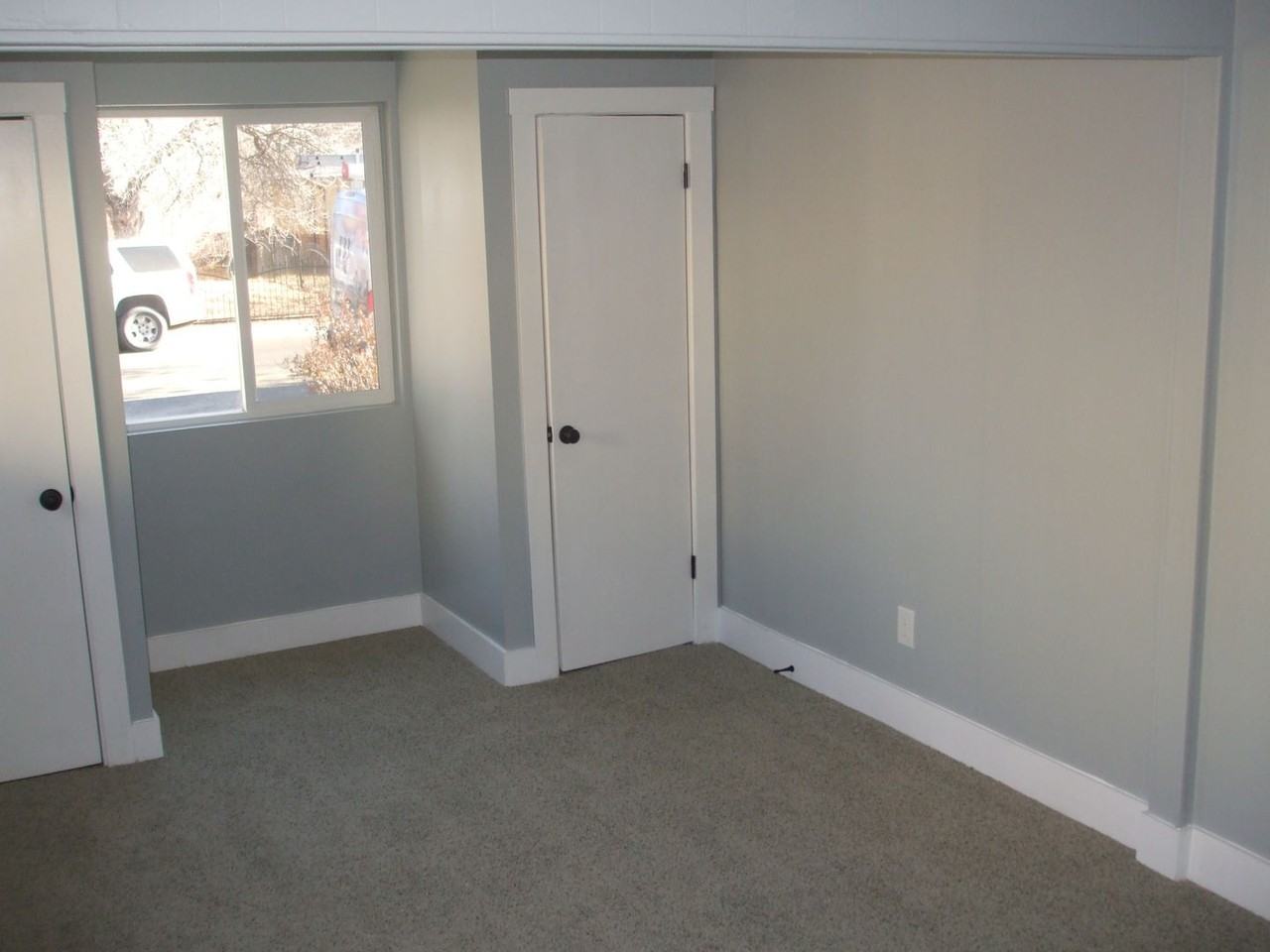 971 Salem St - Photo 2 of 14