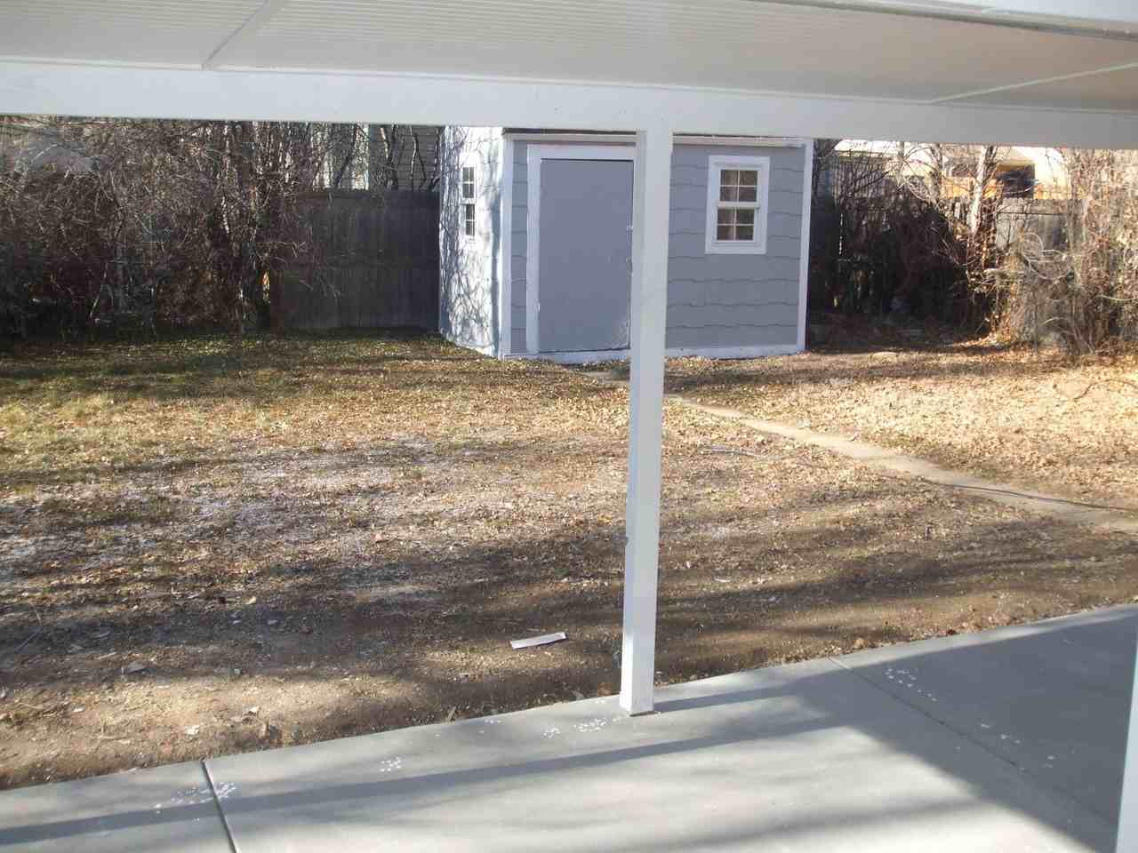 971 Salem St - Photo 4 of 14