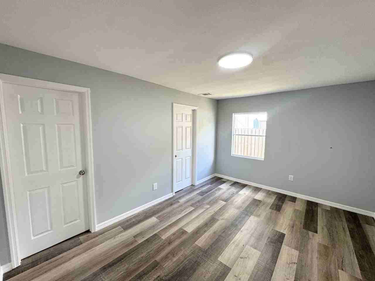 4850 16th St - Photo 4 of 15