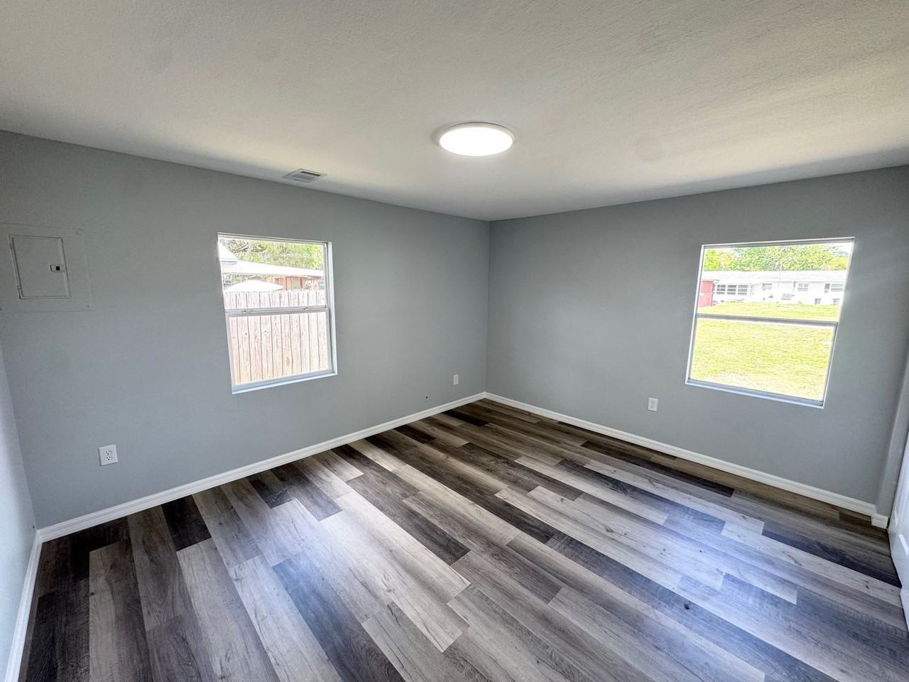 4850 16th St - Photo 7 of 15