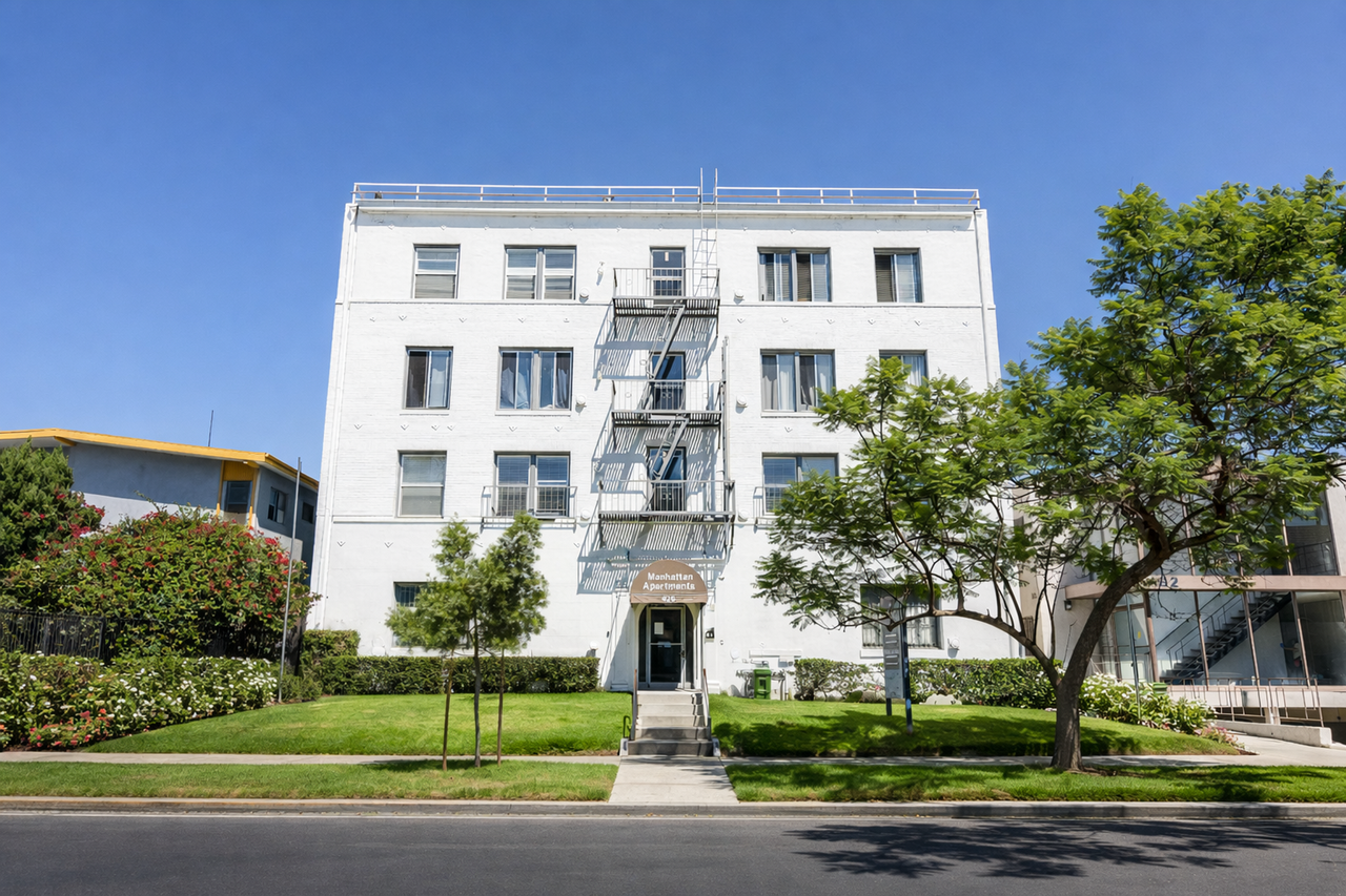 Charming Apartment in the Heart of Koreatown - Photo 7 of 7