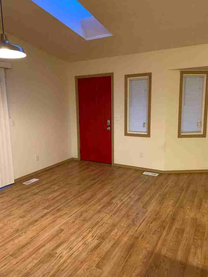 7621 Snow View Dr #8 - Photo 6 of 46