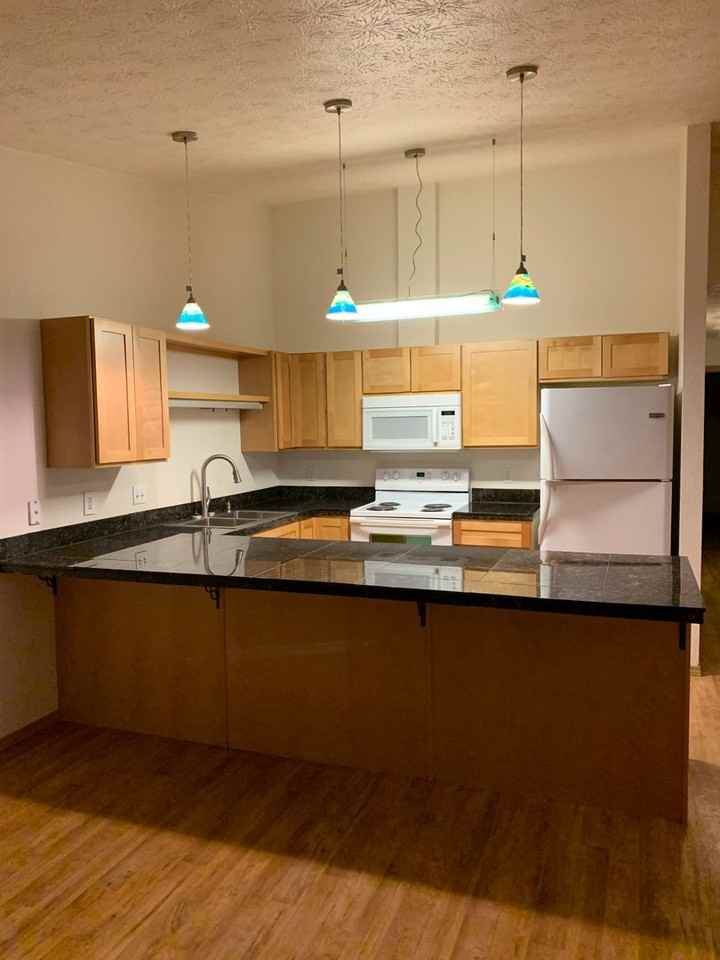 7621 Snow View Dr #8 - Photo 5 of 24