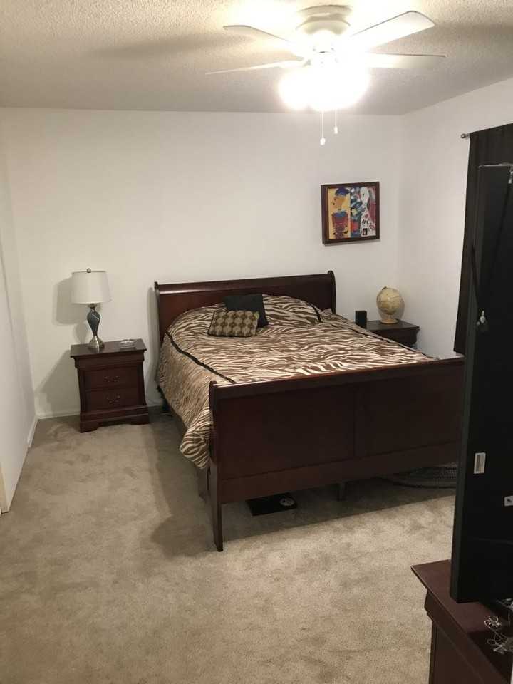 1369 Dover St - Photo 6 of 13