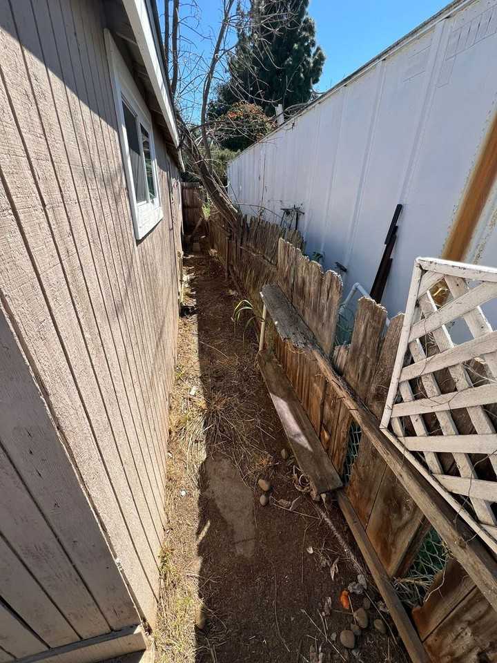 1555 Buckeye Dr #C - Photo 7 of 11