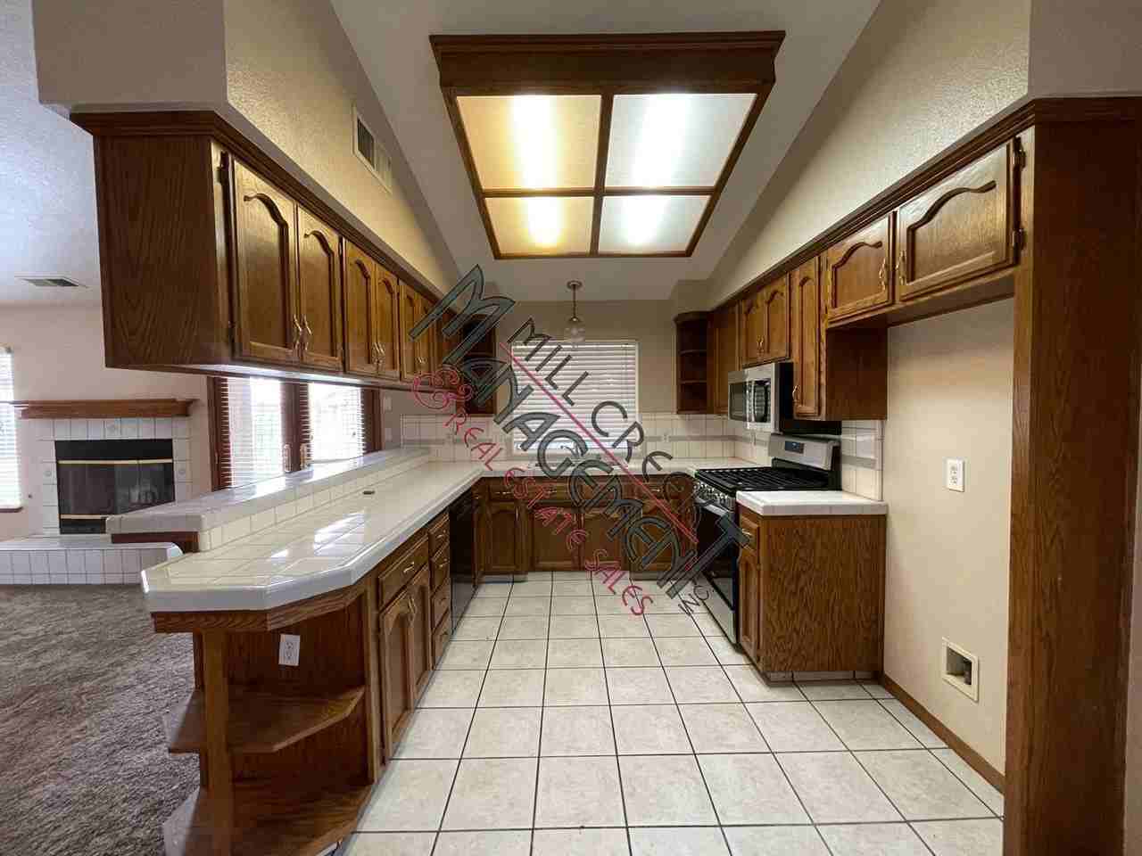 1913 Del Monte Ct - Photo 3 of 8