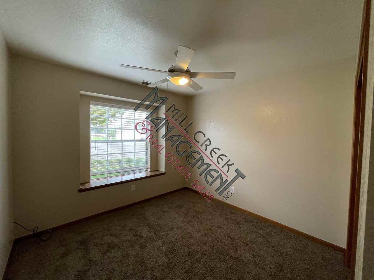 1913 Del Monte Ct - Photo 5 of 8