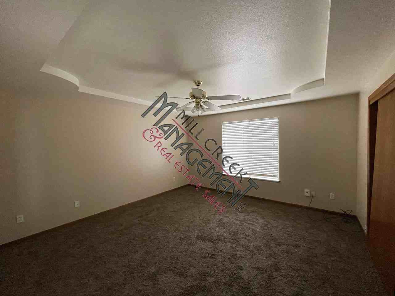 1913 Del Monte Ct - Photo 6 of 8