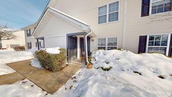 featured image of 5399 Cypress Chase